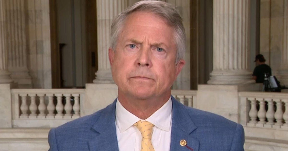 GOP Sen. Roger Marshall calls RFK Jr. a "disruptor" amid CDC shakeup ...