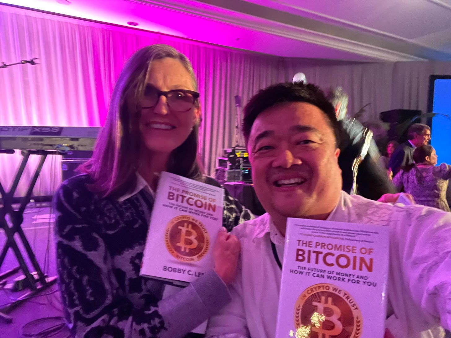 Bobby Lee - Ballet: World's EASIEST wallet! (@bobbyclee) / Twitter