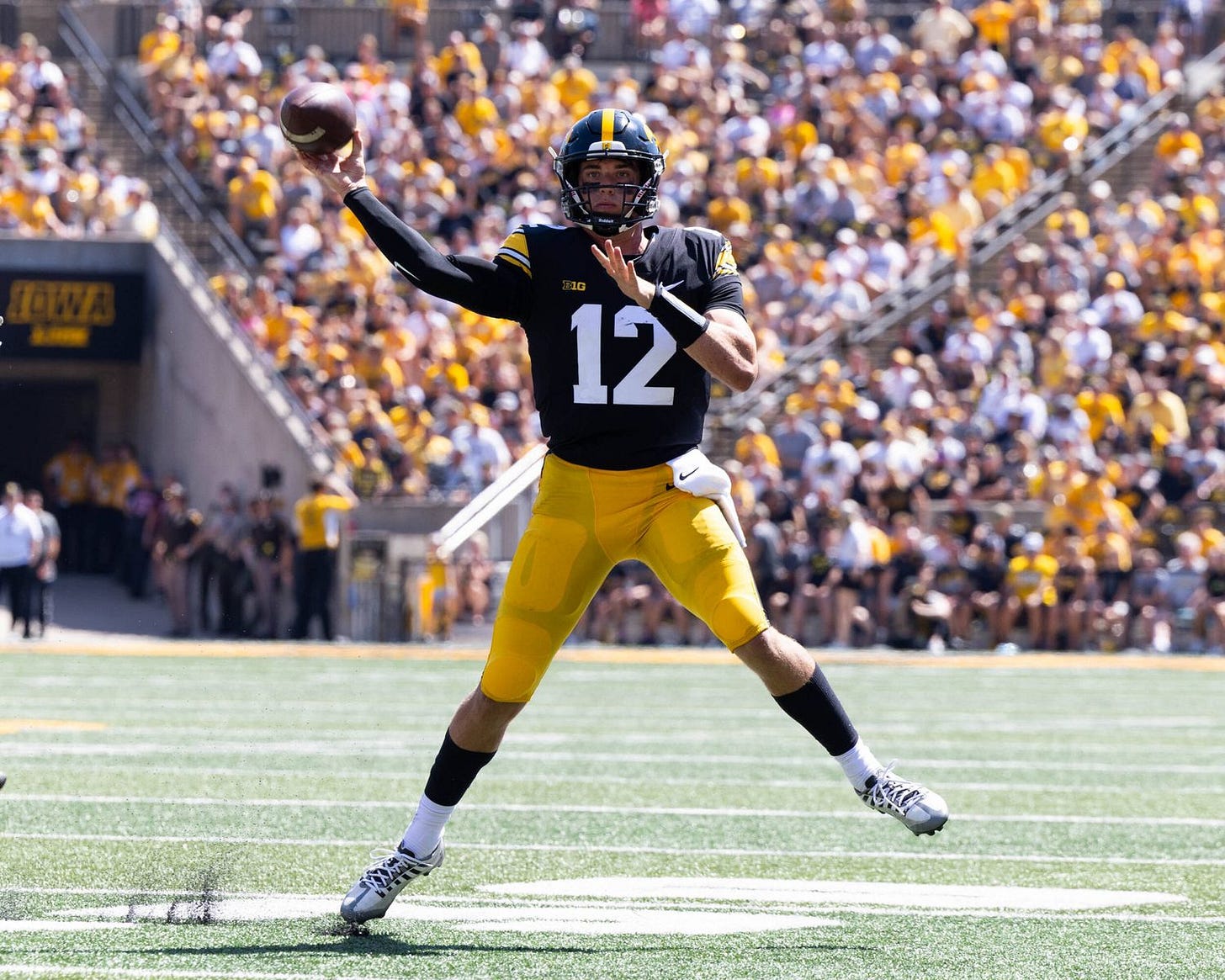 Cade McNamara – University of Iowa Athletics