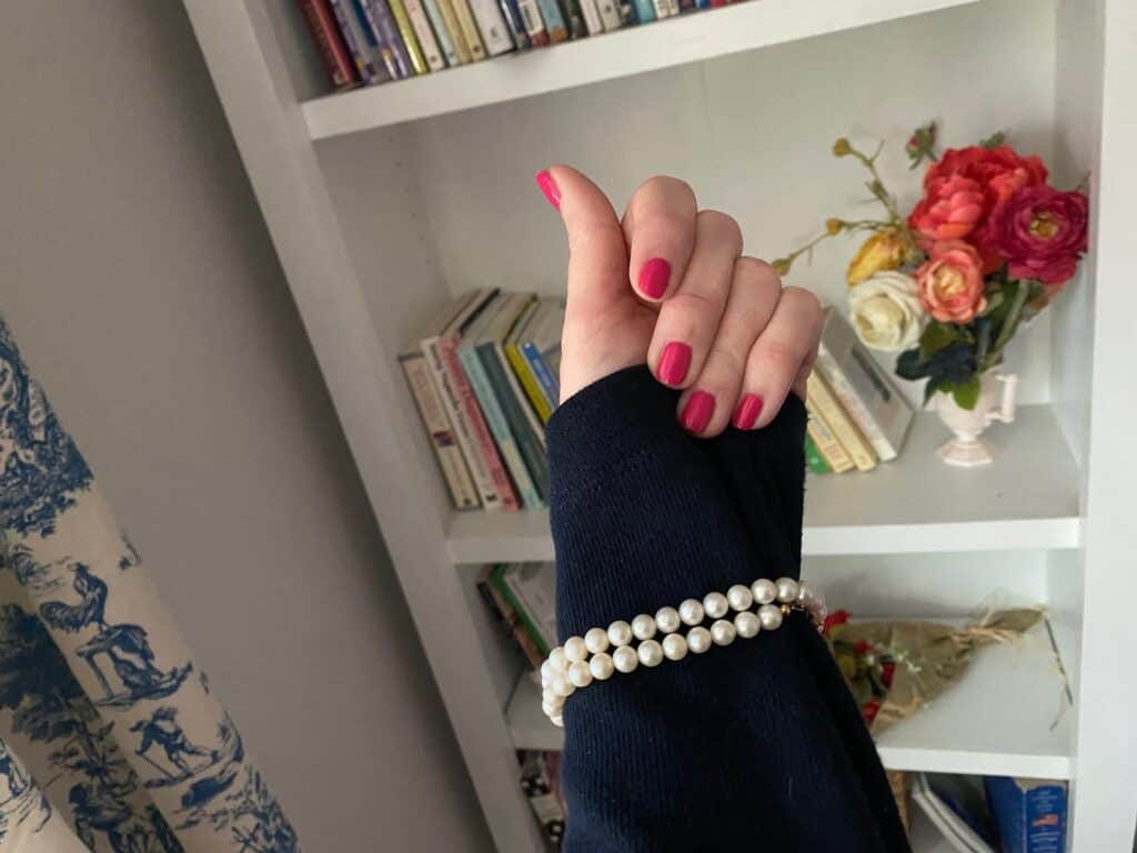 Eco Friendly Nail Polish + 5 Steps to an Affordable, Non Toxic DIY Mani Pedi Eco Friendly Nail Polish + 5 Steps to an Affordable, Non Toxic DIY Mani Pedi