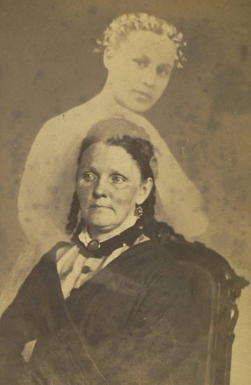 Review: 'The Apparitionists' and the Ghosts in the Machine - WSJ Review: 'The Apparitionists' and the Ghosts in the Machine - WSJ