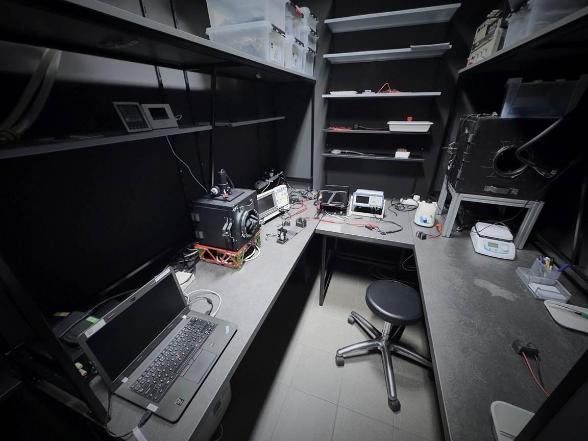 Inside a light-tight dark room at the Institute of Photonics and Electronics