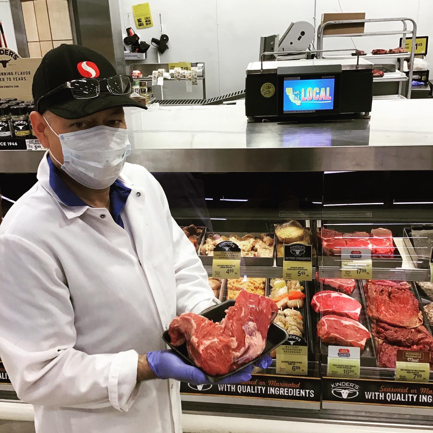 No photo description available.