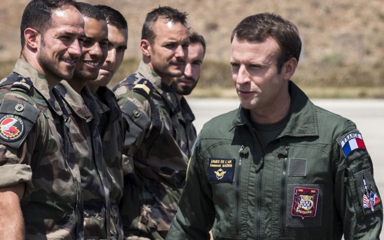 Istres (Bouches-du-Rhône), le 20 juillet. Istres (Bouches-du-Rhône), le 20 juillet.