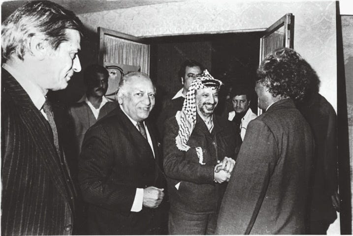 Faiz Ahmed Faiz with Yasser Arafat, leader of the Palestinian Liberation Organisation | Dawn file photo Faiz Ahmed Faiz with Yasser Arafat, leader of the Palestinian Liberation Organisation | Dawn file photo