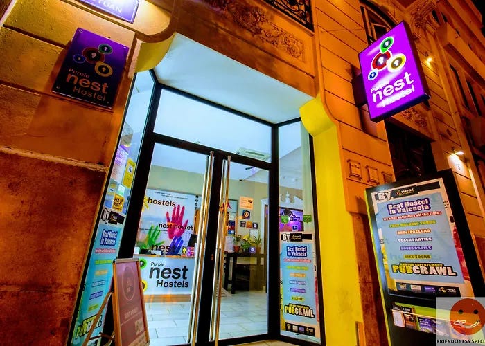 PURPLE NEST HOSTEL VALENCIA PURPLE NEST HOSTEL VALENCIA