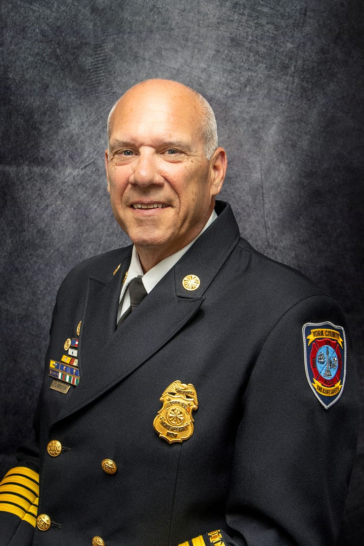 picture of incoming york fire chief Allen Baldwin and retiring chief Stephen Kopczynski