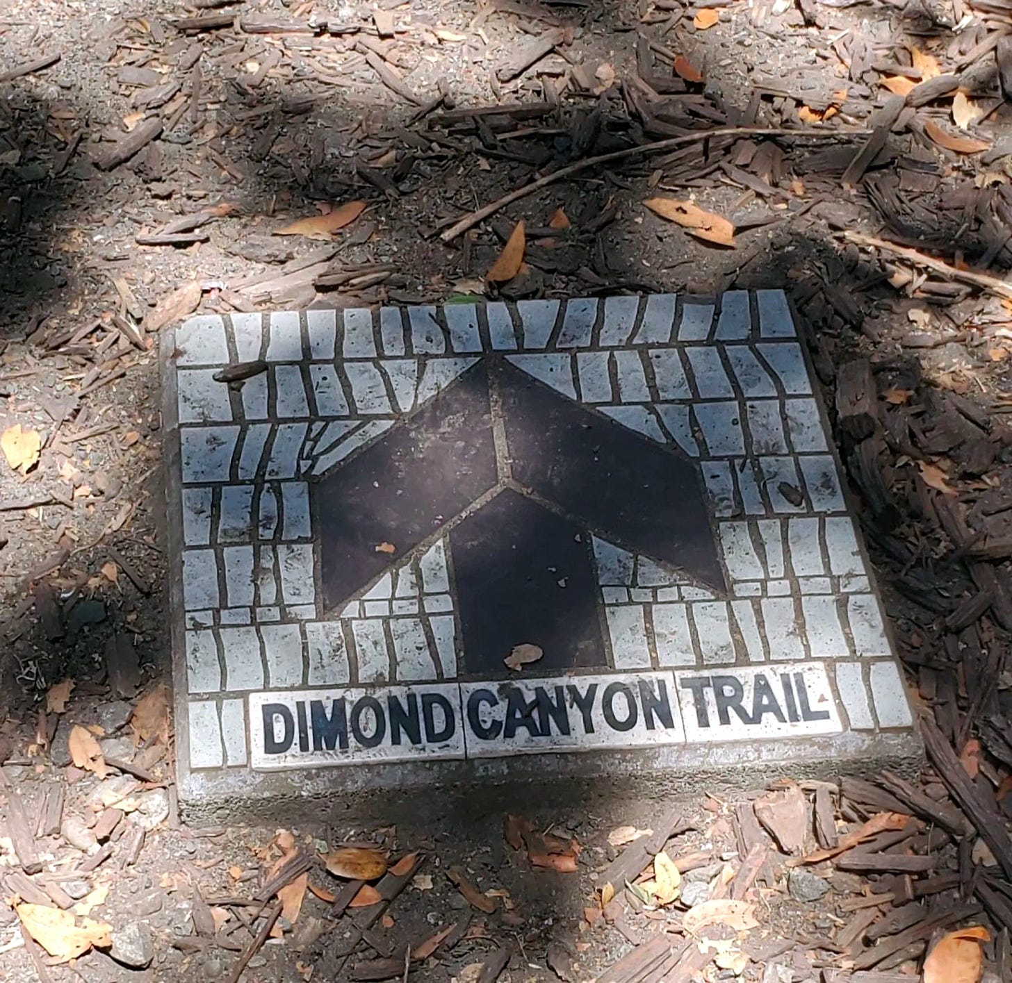 A trail marker in Dimond Canyon. (Photo: L. Pagano / AllTrails) A trail marker in Dimond Canyon. (Photo: L. Pagano / AllTrails)