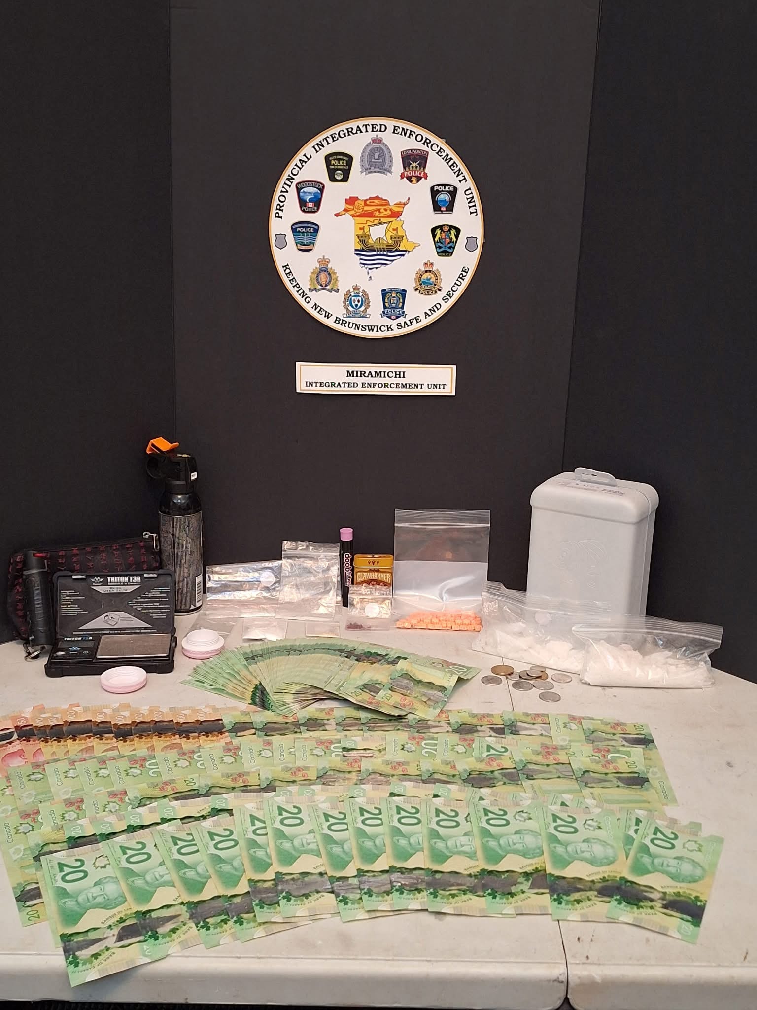 Two arrested after drug bust in city