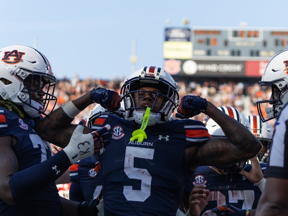 Pulse check: Lambert-Smith is lifeline of struggling Auburn offense - The  Auburn Plainsman
