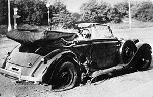 Bundesarchiv Bild 146-1972-039-44, Heydrich-Attentat.jpg