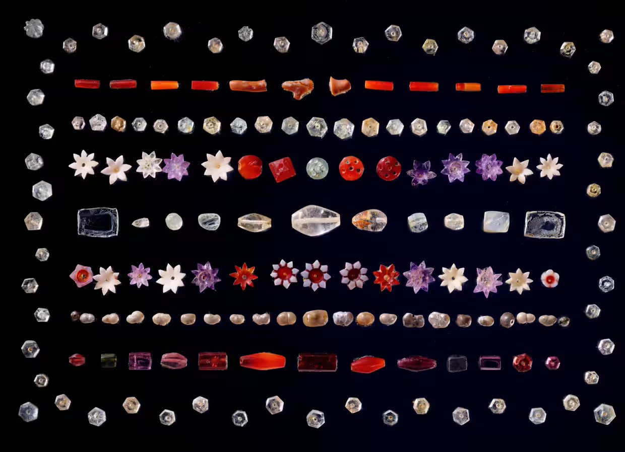 Jewels from the buddha cache