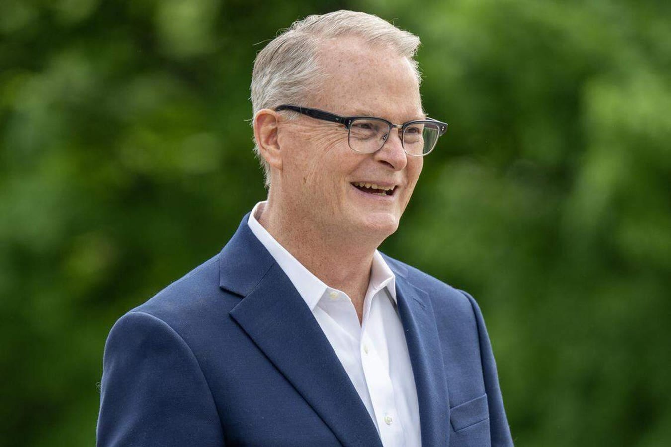 Who Is Adam Hamilton? Pastor Could Be Kansas' First Democratic Senator  Since 1932