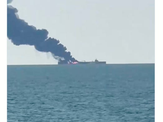 Russian ship burning in the AzovBlack Sea_01.png