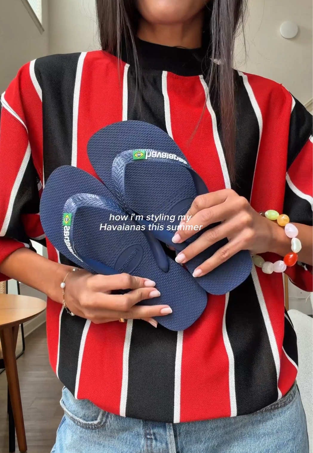 [134] The $24 canvas: is Havaianas cool again?