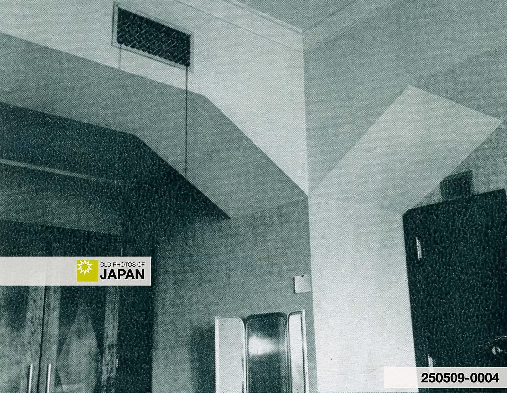 Air-conditioned hotel room at the New Osaka Hotel, ca. 1935