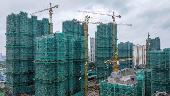 Cuộc khủng hoảng bất động sản vẫn tiếp tục đè nặng tâm lý của các hộ gia đình Trung Quốc - Ảnh: Getty Images Cuộc khủng hoảng bất động sản vẫn tiếp tục đè nặng tâm lý của các hộ gia đình Trung Quốc - Ảnh: Getty Images