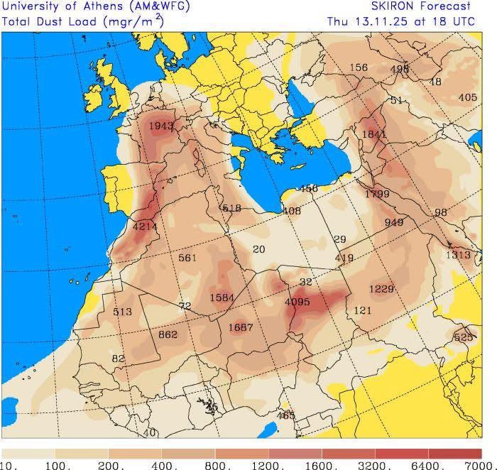 Peut être une image de carte et texte qui dit ’University of Athens (AM&WFG) Total Dust Load (mgr/m² (mgr SKIRON Forecast Thu 13.11.25 u13.11.25at at 18 TC 156 405 4214 108 561 20 949 29 513 1581 32 አ2 1313 4095 1229 862 1687 82 121 0. 100, 200 400 800 200. 1600 3200 6400 7000’