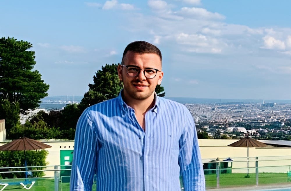 Copertina per Giovane medico trovato morto in casa, Mossa dice addio al dottor Ali Toufaily