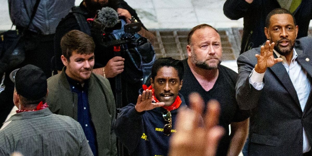 sethabramson.substack.com
