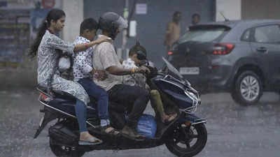 Heavy rains lash Hyderabad; IMD issues yellow alert for next four days in Telangana