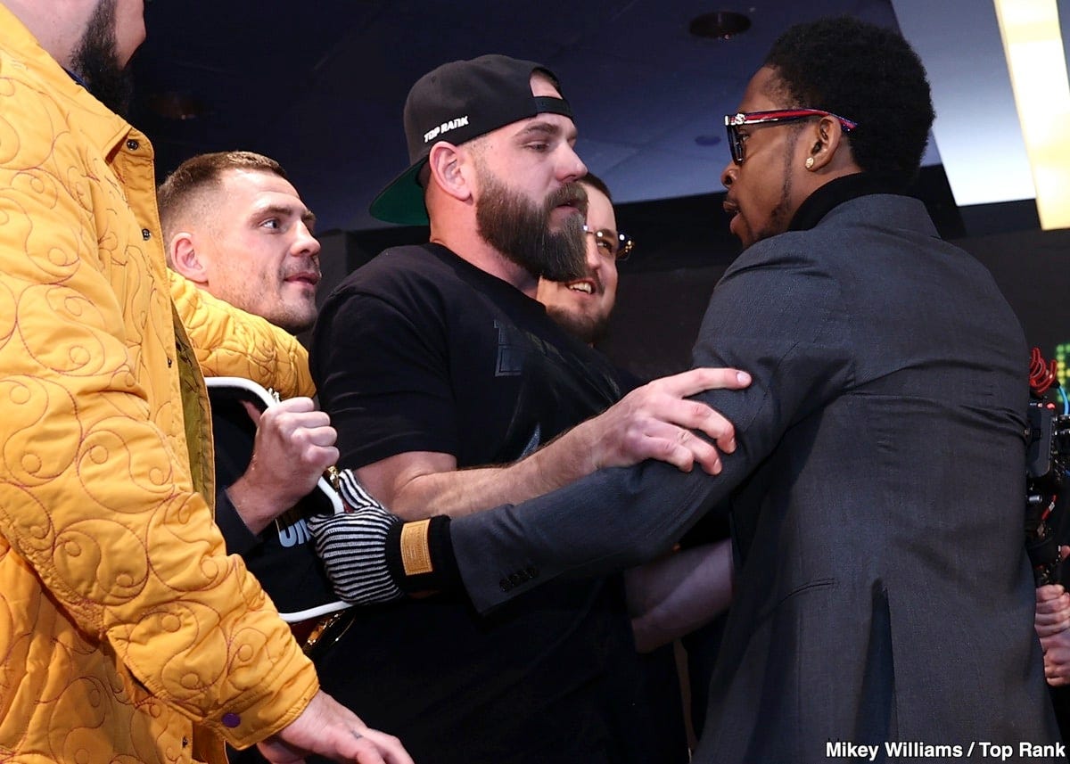 Image: Keyshawn Davis Admits Anonymous Source for Banana Prank, But Still Blames Berinchyk