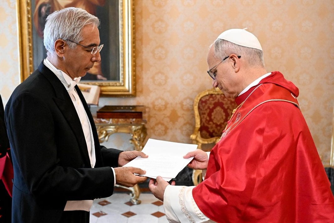 No photo description available.