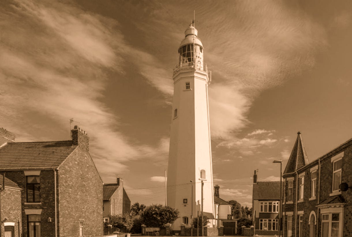 Withernsea lighthouse 2.png