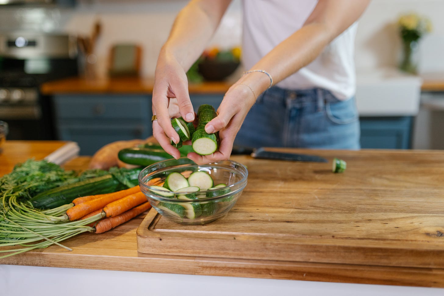 girl chopping veggies