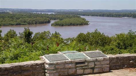 Gift of King Louis XV of France to Kaskaskia (Chester) | La Grande ...