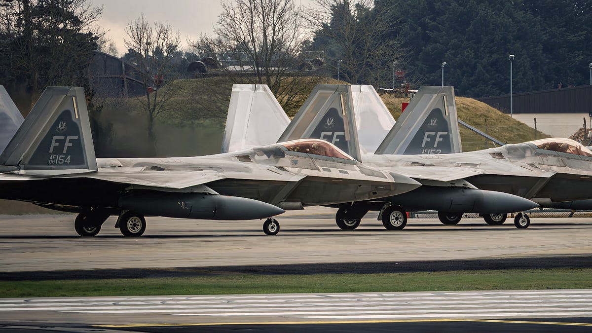 imetatronink.substack.com