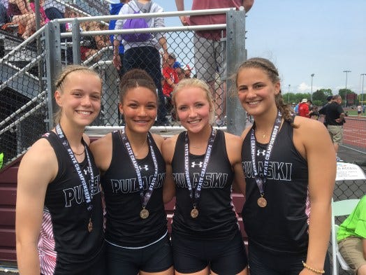 Pulaski girls 800-meter relay.