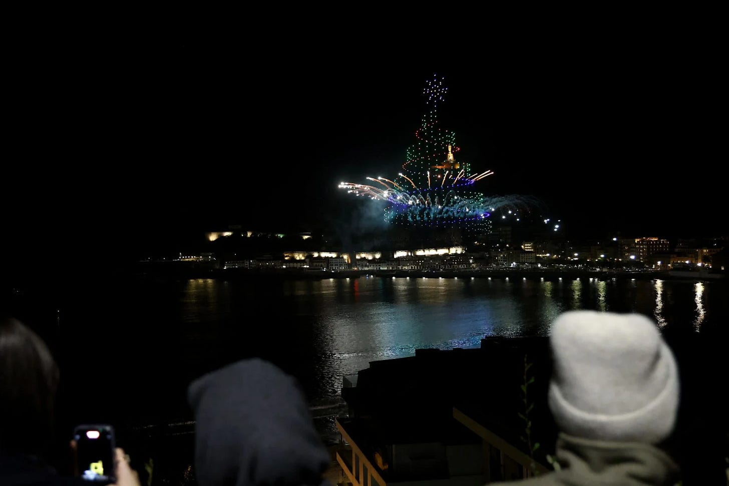 Espectáculo de drones Donostia Ametsetan, fotografía del Diario Vasco