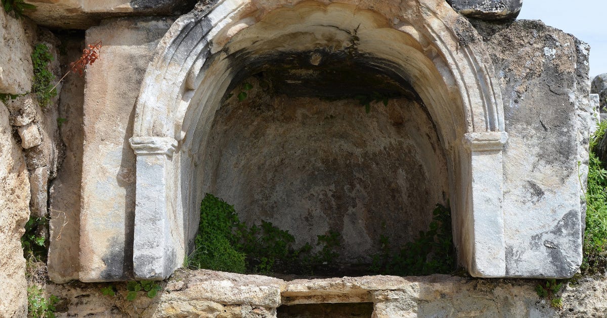 The Ploutonion at Hierapolis, by Carole Raddato. CC BY-SA 2.0 The Ploutonion at Hierapolis, by Carole Raddato. CC BY-SA 2.0