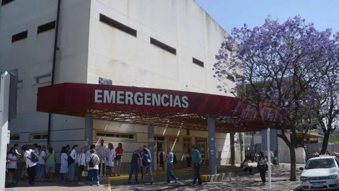 Profesionales del Hospital Municipal preocupados por posibles descuentos por los días de paro Profesionales del Hospital Municipal preocupados por posibles descuentos por los días de paro