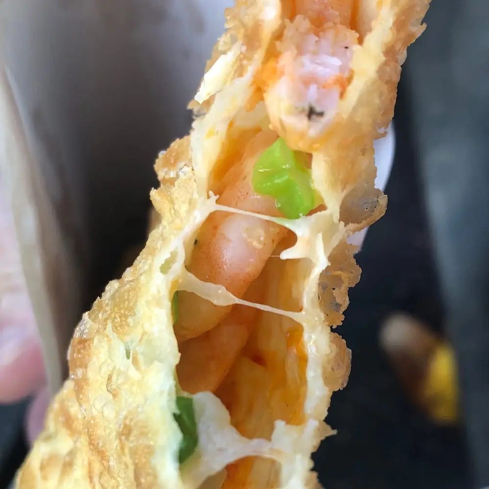 Pastel de Queijo y Camarao