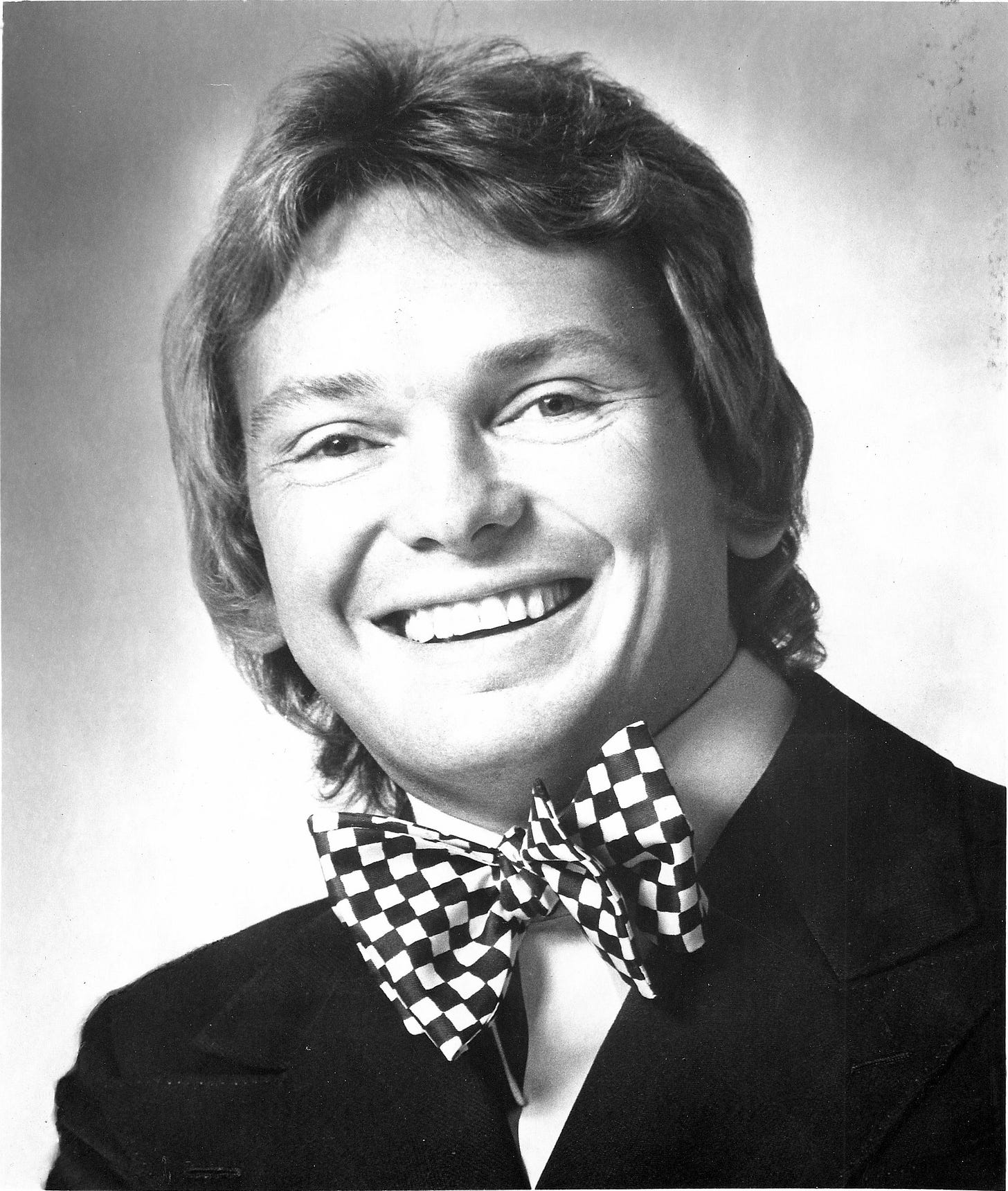 Bob Mackie | Bob mackie, Bob Bob Mackie | Bob mackie, Bob