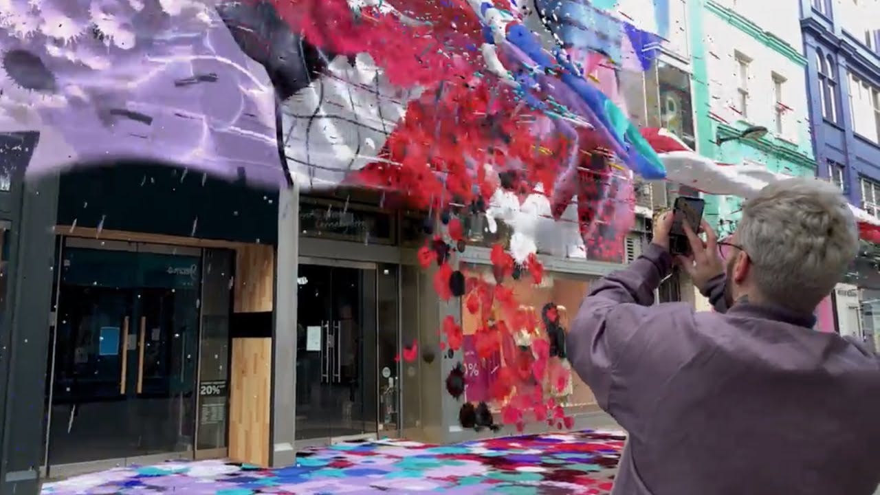 Snapchat Launches Its First Local Lens On Carnaby Street Snapchat Launches Its First Local Lens On Carnaby Street