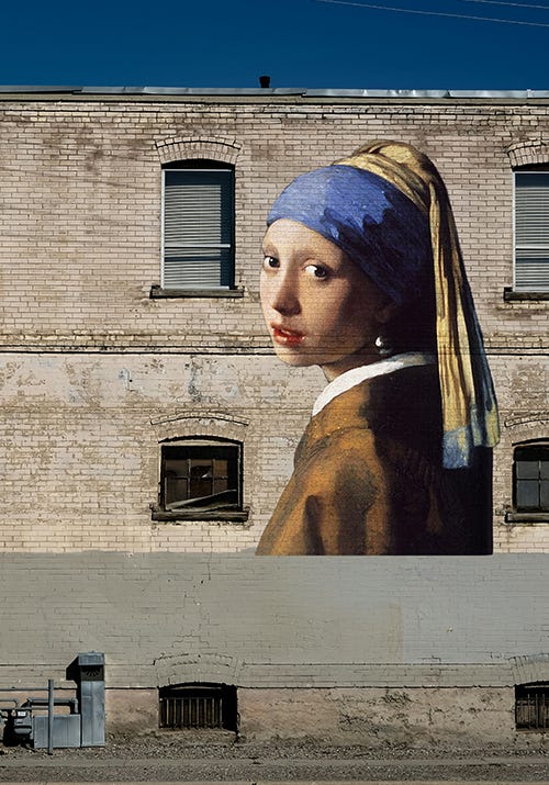 Johannes_Vermeer_(1632-1675)_-_The_Girl_With_The_Pearl_Earring on a wall in USA