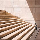 Trí tuệ của tác giả kết thúc là nơi trí tuệ của độc giả bắt đầu