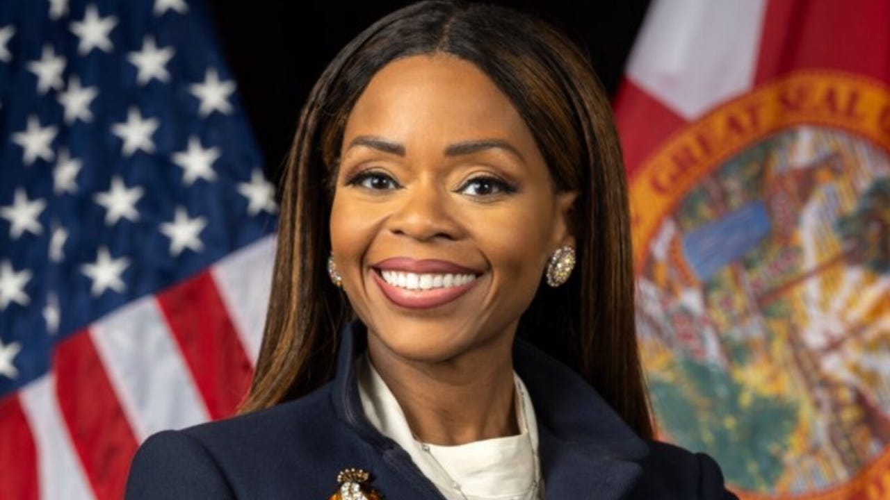 Demokratska kongresnica Sheila Cherfilus-McCormick obtožena kraje 5 milijonov dolarjev sredstev FEMA