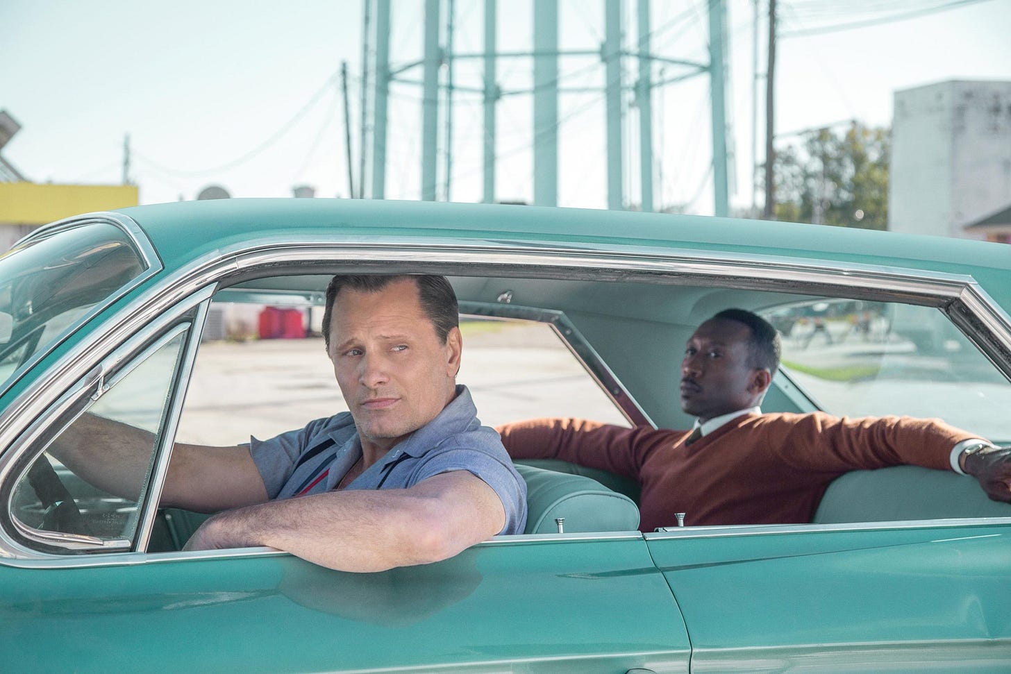 Green Book review: how the movie flattens America's racist history | Vox