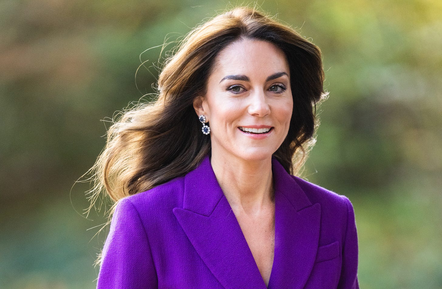 kate middleton wearing purple suit kate middleton wearing purple suit
