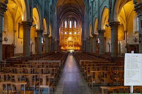 Inside the Pau Saint-martin church