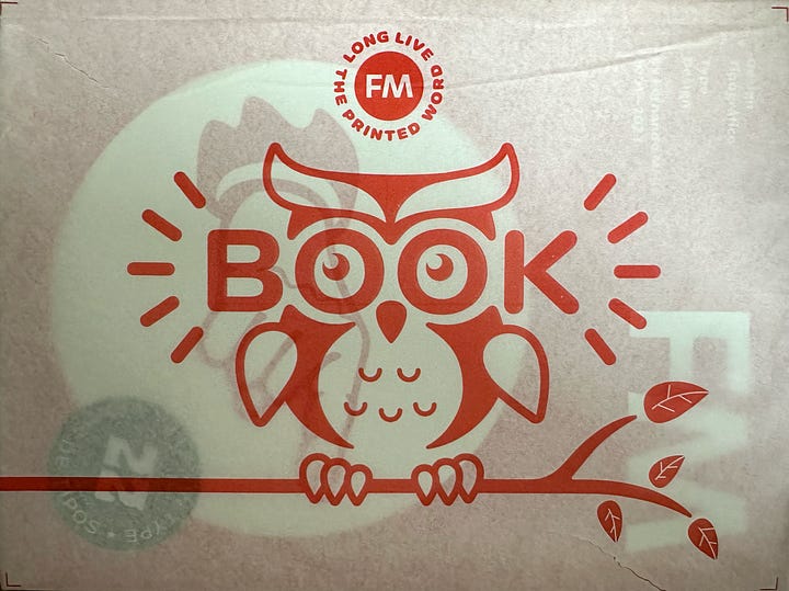 Imagens do livro Specimen №0̷: Desenho Tipográfico, por Fernando Mello.