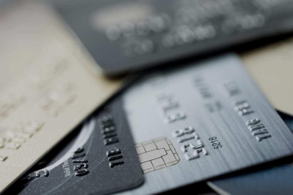 Frequent Flyer Programs