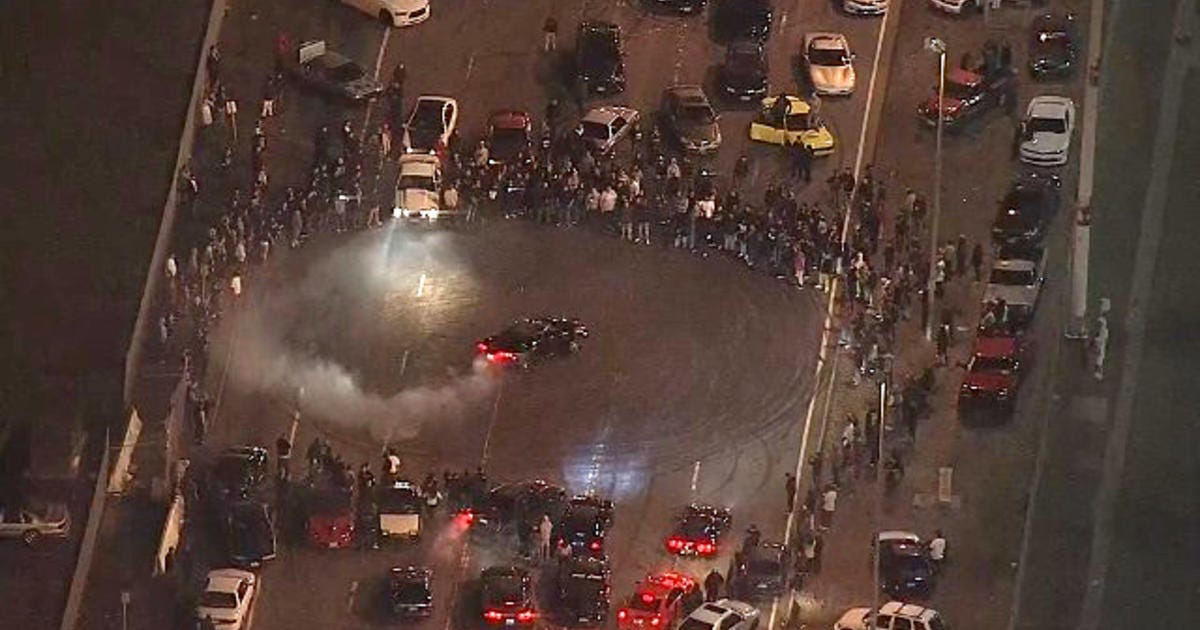 Caught On Video: Dozens Of Cars Involved In Wild Sideshow Near Port Of  Oakland - CBS San Francisco