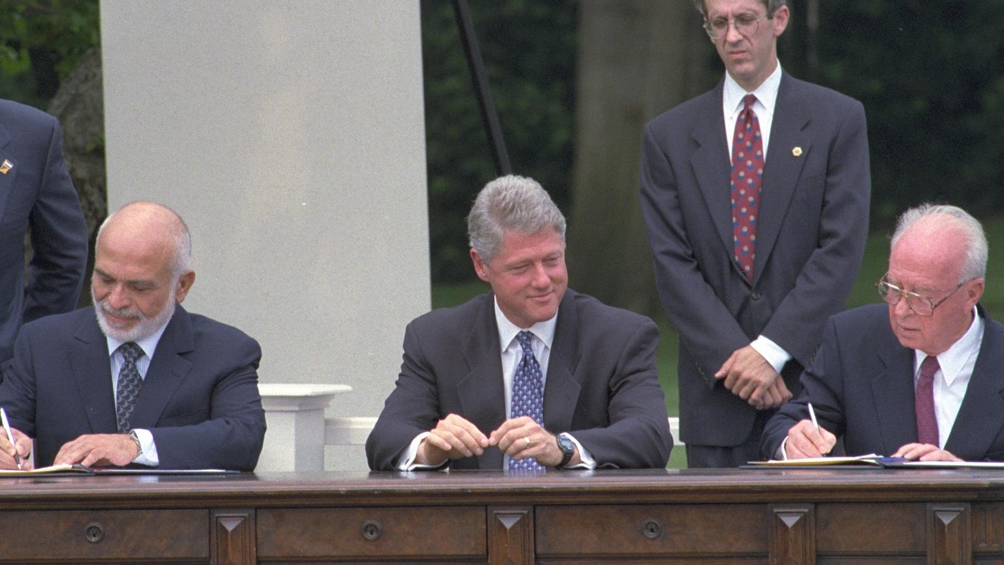 File:Flickr - Government Press Office (GPO) - PM YITZHAK RABIN AND JORDAN'S  KING HUSSEIN SIGN THE PEACE TREATY.jpg - Wikimedia Commons