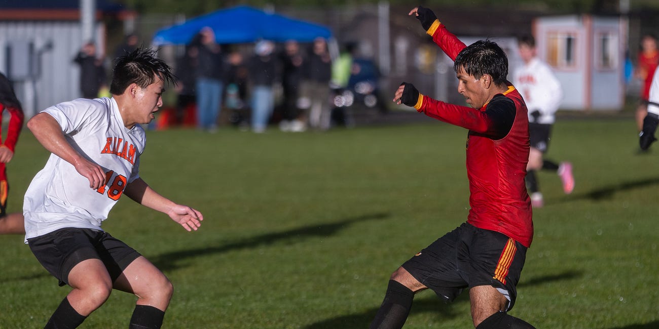 High School Boys Soccer: Toledo-Winlock pulls away from Kalama in slippery league affair