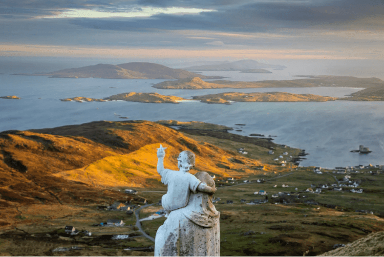 Hike Heaval on Barra
